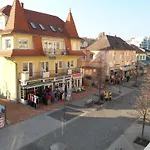 Apartman Pedestrian Street